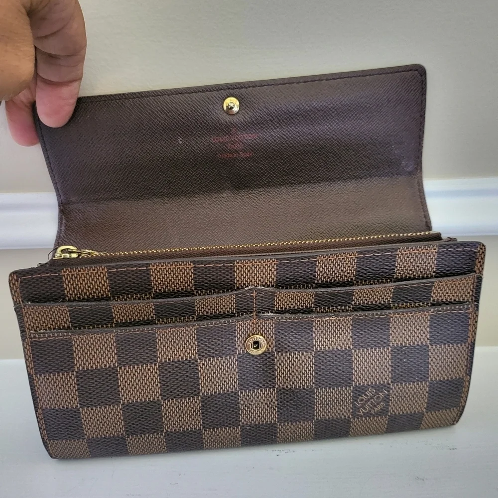 Louis Vuitton Damier Ebene Sarah Wallet..Authentic,  Spain 2006..